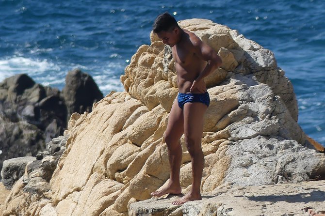 High Cliff Divers La Quebrada at La Perla - Only Drinks - Cancellation Policy