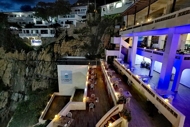 High Cliff Divers La Quebrada at La Perla - Only Drinks - Reviews