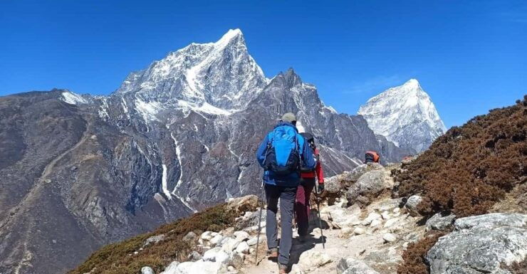 High Passes, Higher Dreams: 15-Day Everest Trek - Key Points