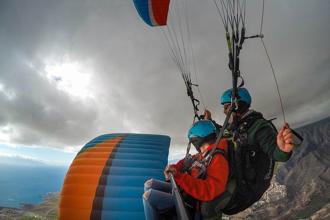 High Performance Paragliding Tandem Flight in Tenerife South - What to Expect