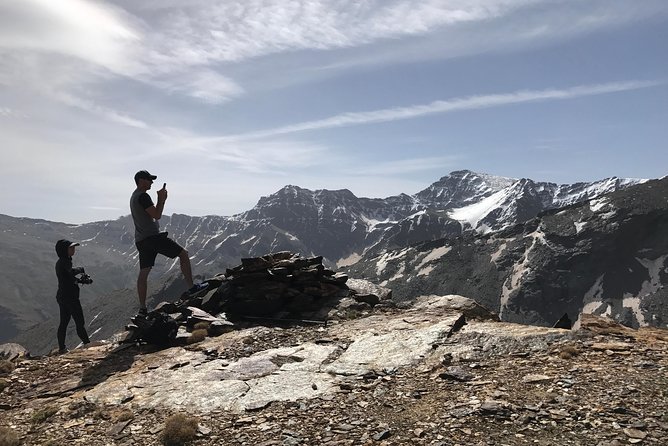 High Sierra Nevada 6 Hours Hiking Experience - Equipment and Gear