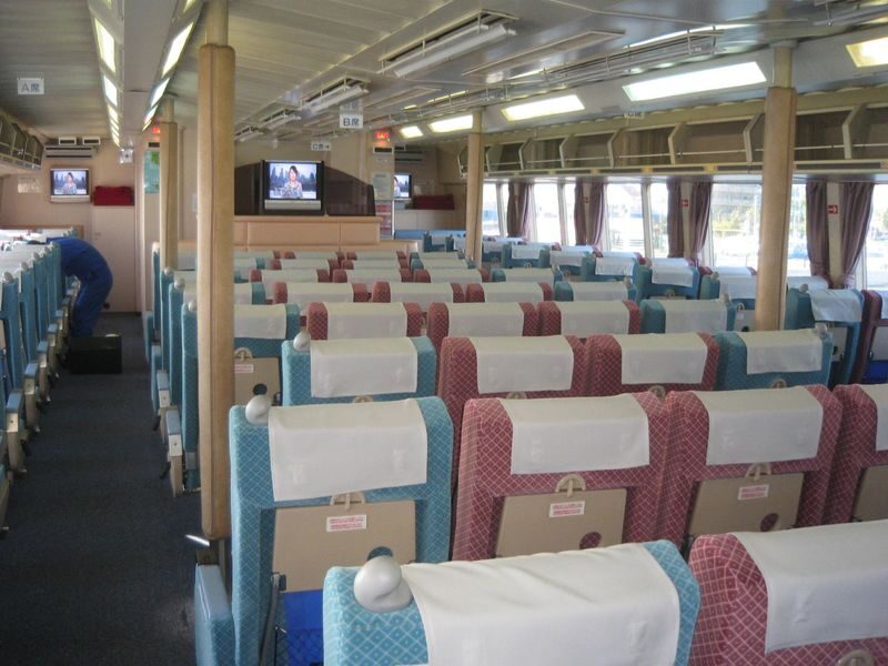 High Speed Jetfoil "Toppy" or "Rocket" Ticket to Yakushima - Who gets the best value from this ticket