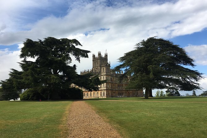 Highclere Castle Private Round Trip Transportation Service - Overview of the Service