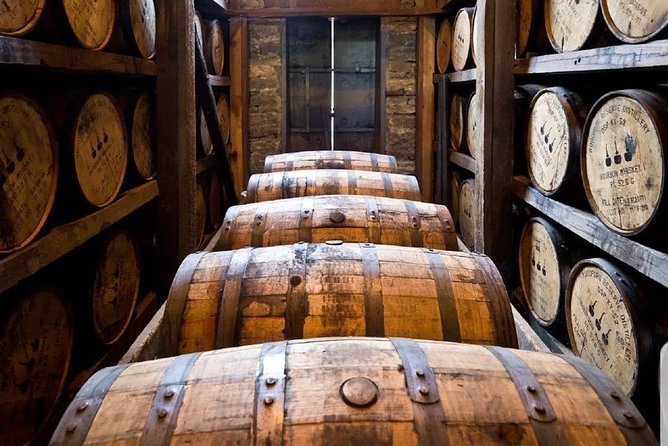 Highland Whisky Experience - Whisky Distilleries in the Highlands