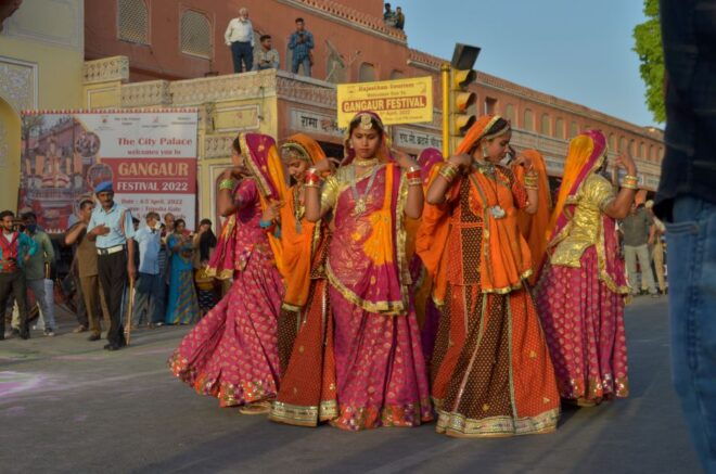 Highlight Tour of Jaipur With Private Guide - Itinerary Highlights and Lunch Stop