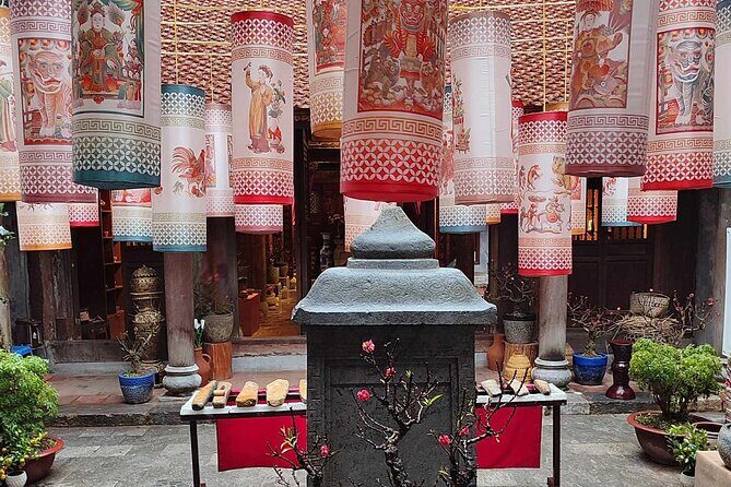 Highlights and Secrets of Hanoi Old Quarter Through Train Street - The Sum Up