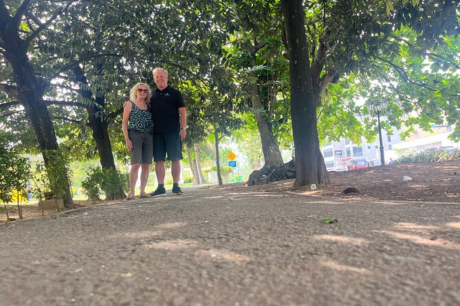 Highlights Colombo Day Tour With Afternoon HIGH TEA In Galle Face Hotel - Product Code