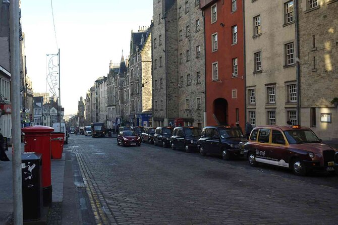 Highlights From the Royal Mile: a Self-Guided Audio Tour - Canongate Kirk: A Serene Place of Worship