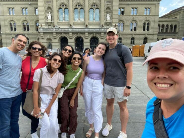 Highlights & Hidden Gems of Bern: Small Group Guided Walking - Experience Berns Rich History
