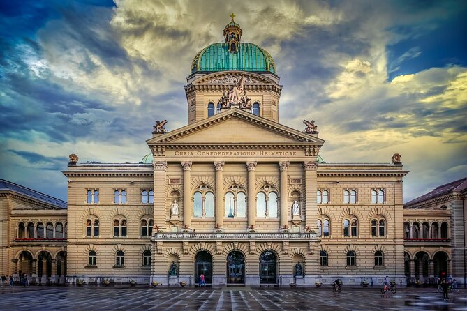 Highlights & Hidden Gems of Bern: Small Group Guided Walking Tour - Clear Narration With Audio Headsets