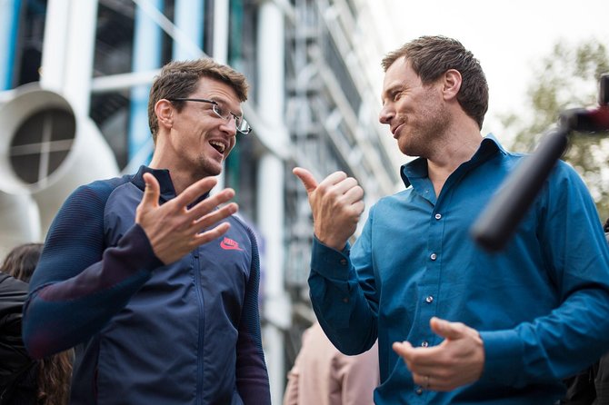 Highlights & Hidden Gems of Montmartre: Private City Tour - Landmarks and Iconic Sites