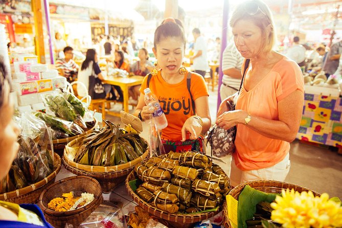 Highlights & Hidden Gems With Locals: Best of Bangkok Private Tour - Tour Overview and Highlights