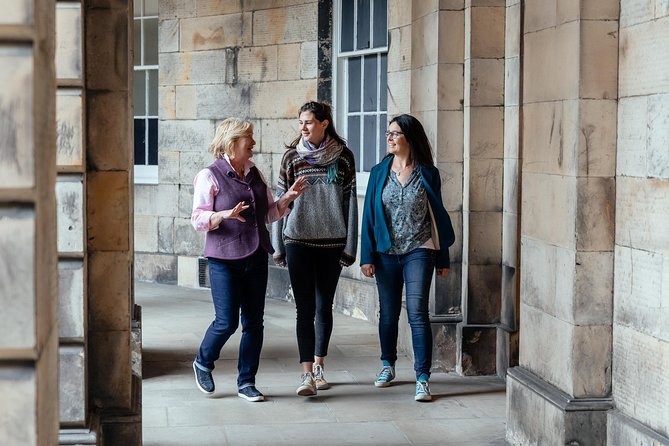 Highlights & Hidden Gems With Locals: Best of Edinburgh Private Tour - Traveler Reviews