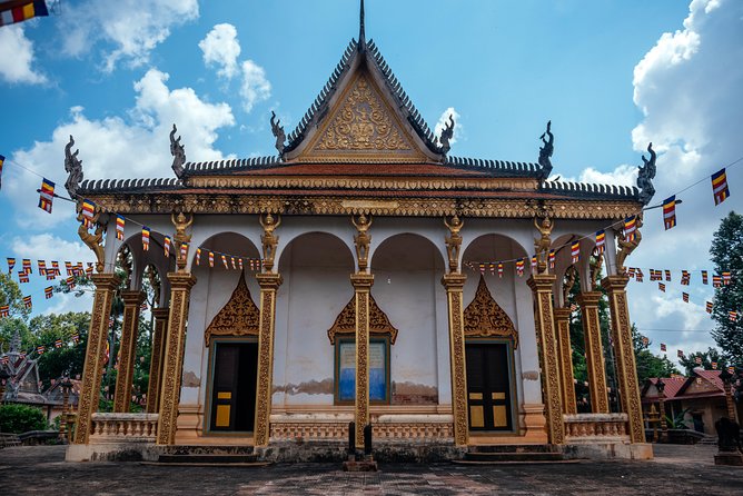 Highlights & Hidden Gems With Locals: Best of Siem Reap Private Tour - The Sum Up