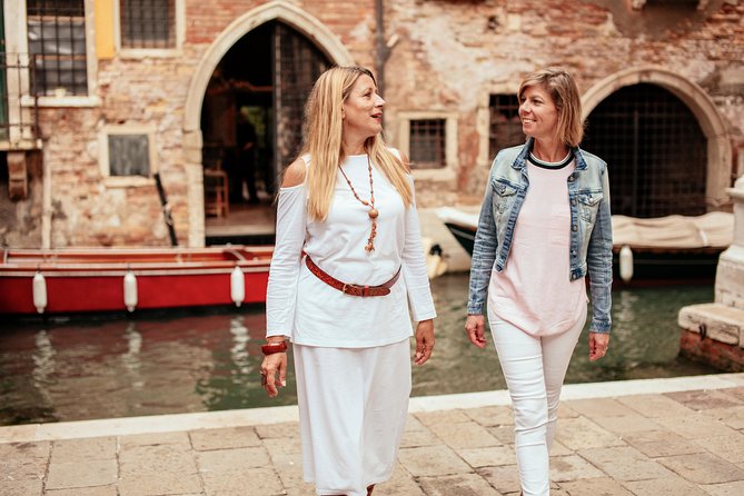 Highlights & Hidden Gems With Locals: Best of Venice Private Tour - Tour Guides Expertise