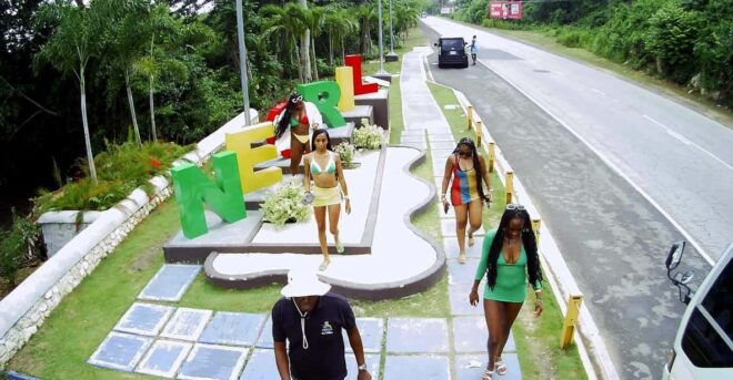 Highlights of 7 Mile Negril and Sunset at Ricks Cafe - Experience Highlights