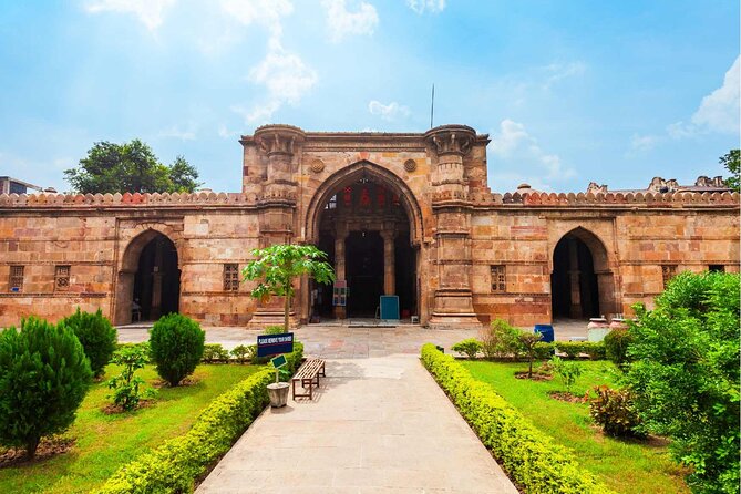 Highlights of Ahmedabad (Guided Half-Day City Sightseeing Tour by Car Tour) - Reviews Overview and Traveler Feedback