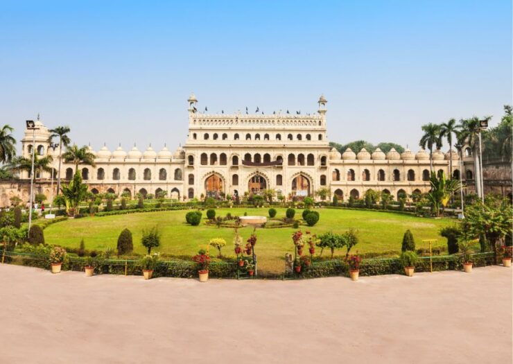 Highlights of Aurangabad (Guided Half-Day City Tour by Car) - Language Options and Pickup Service