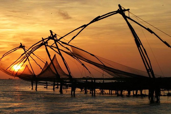 Highlights of Cochin Group Tour by Local Ferry ,Tuc-Tuc ,Local Bus and Foot . - Positive Traveler Reviews