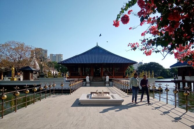 Highlights of Colombo - Day Tour - Pick up and Drop From Hotel - Cultural Experiences