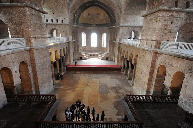 Highlights of Europe & Asia Continents With Topkapı Palace-Harem - Insider Tips for Topkapı Palace Visit