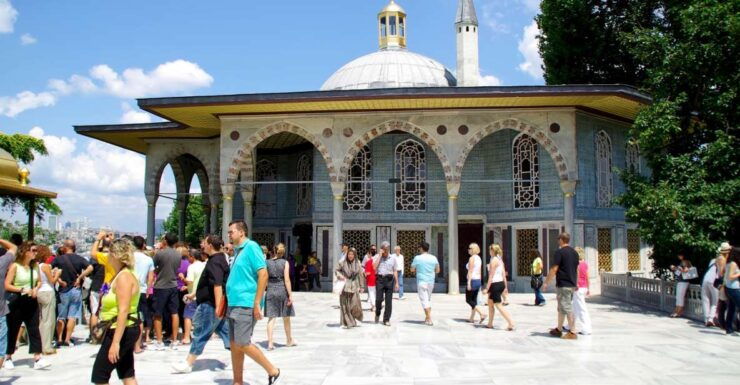 Highlights of Istanbul Morning Tour With a Guide - Key Tour Details