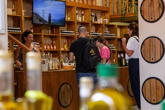 Highlights of Kefalonia - Delectable Cuisine and Local Delights