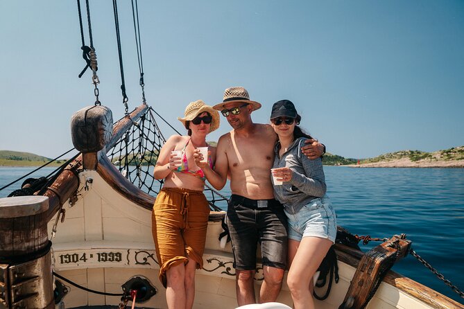 Highlights of Kornati by Traditional Sail Boat - Culinary Delights at Suha Punta Bay