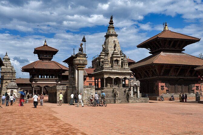 Highlights of Nepal - 10 Days 9 Nights Tour | Culture & adventure - Mountain Views and Breathtaking Sunrises at Bandipur