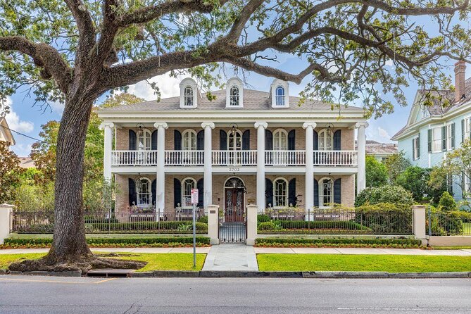 Highlights of New Orleans City and Plantation Tour Combination - Vibrant Garden District