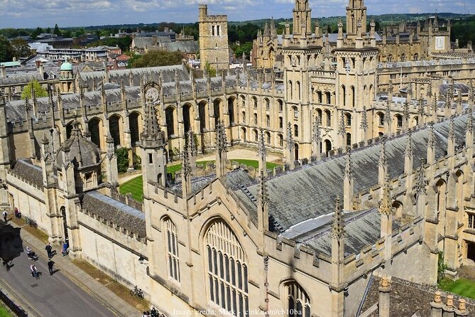 Highlights of Oxford Private Tour With College Visit & Drinks - Product Code: 255730P19