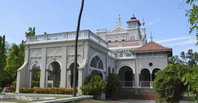 Highlights of Pune City ( 4 Hours Guided Half Day Tour ) - Dagdusheth Halwai Ganapati Mandir