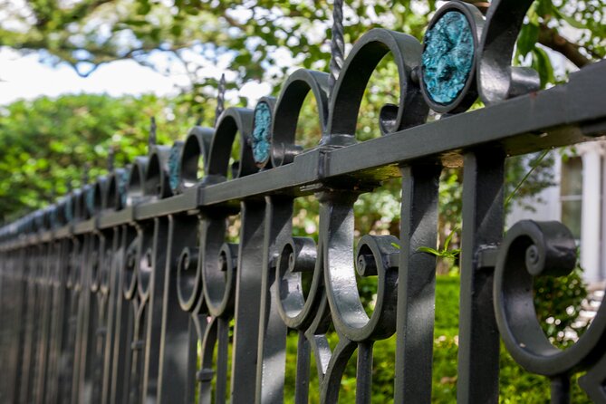 Highlights of the New Orleans Garden District Walking Tour - Flexible Cancellation Policy