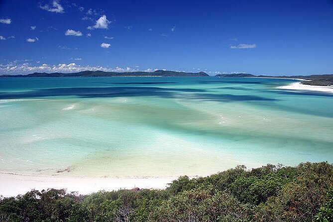 Highlights of the Whitsundays Catamaran Tour From Airlie Beach - Tour Overview and Highlights
