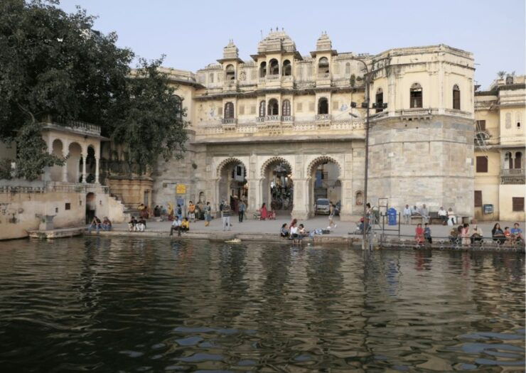 Highlights of Udaipur City -Guided Half-Day Car Tour - City Palace - Rich Heritage and Architecture