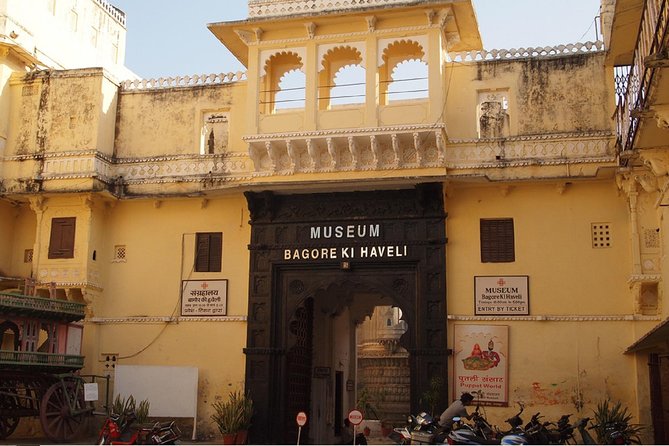 Highlights of Udaipur (Guided Half-Day Car Tour) - Bagore Ki Haveli Tour