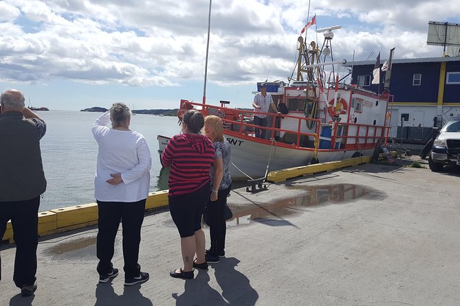 Highlights of Yellowknife Guided Tour - Pickup Information and Convenience