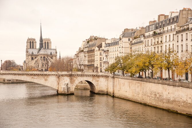 Highlights & Secrets of Paris Private Tour - Crêpes & Eiffel Tower - Common Questions