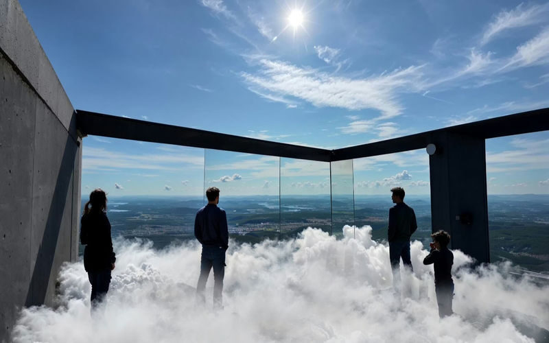 Highline Warsaw Ticket with Rooftop Bar Access - Start with the view from Varso Tower