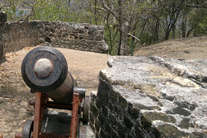 Hike the Fort Experience- Amazing Panoramic Views (Pigeon Island) - Duration and Admission Details