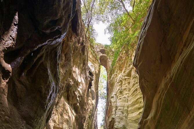 Hike the Gorgeous Gorge - Overview and Hike Details