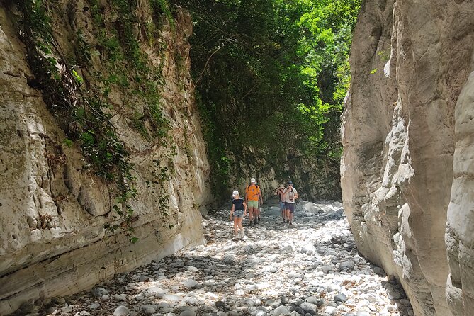 Hike the Gorgeous Gorge - End Point and Cancellation Policy
