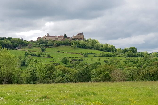 Hike to Discover the Most Beautiful Villages of France of the Dordogne Valley : Loubressac and Autoi - Autoire Village