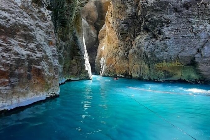 Hike to Rincon De Vieja National Park and La Leona Waterfall - Tour Details