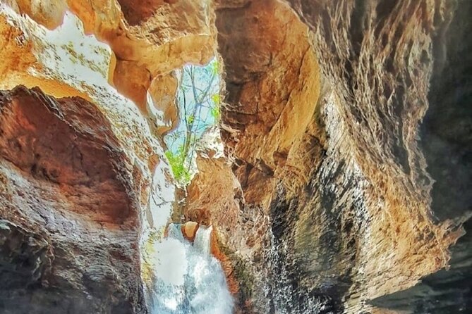 Hike to Rincon De Vieja National Park and La Leona Waterfall - Pickup Information
