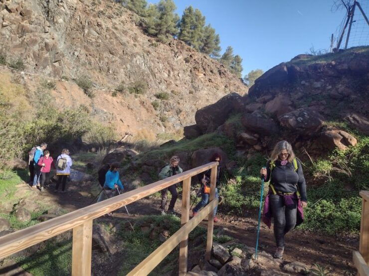 Hiking and Bathing in Natural Pools in the National Park - Park Location and Activity Overview