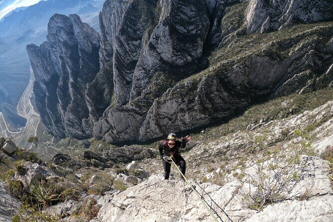 Hiking and Rappelling Adventure in Nido de los Aguiluchos - An Overview of What to Expect