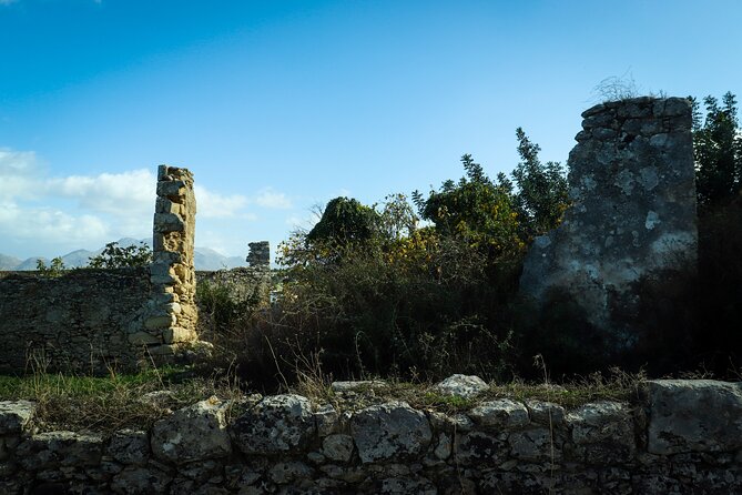 Hiking at Ancient Eleftherna Trail - Margarites, Crete - Meeting Point