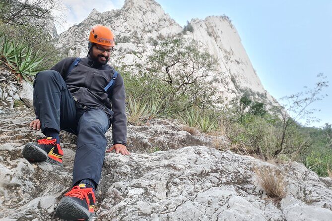Hiking, Climbing and Rappelling Adventure in Pico Licos - Who Will Love This Experience?