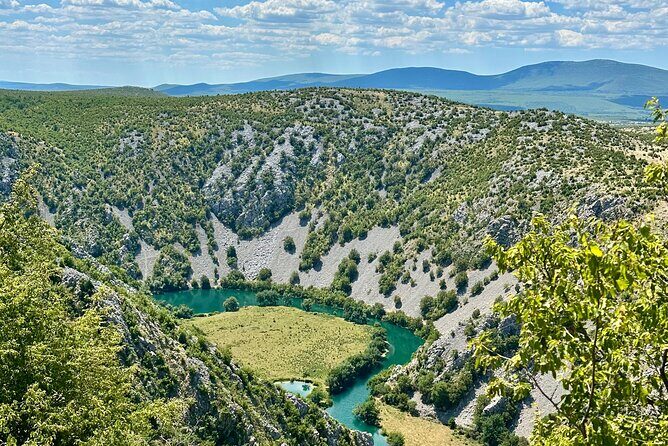 Hiking experience on the Krupa River : incl. transfer & lunch - A Guided Hike Along the Krupa River